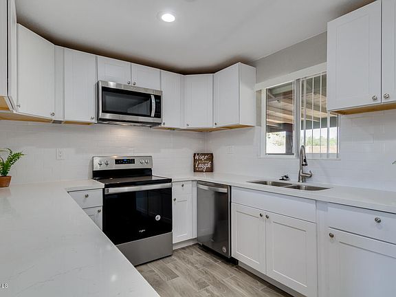 5th image of 103 N Sunaire