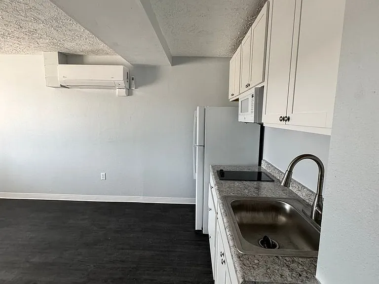 304 E Pancake Blvd — Photo 22