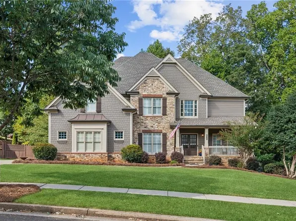 753 Crescent Cir, Canton, GA 30115