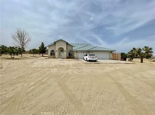 11124 Pine Tree Rd, Pinon Hills, CA 92372