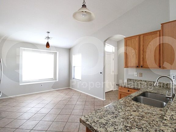 5th image of 43781 W Snow Dr
