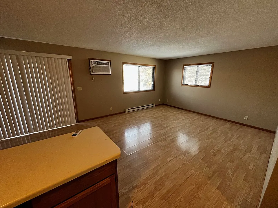 612 Saxonwood Rd