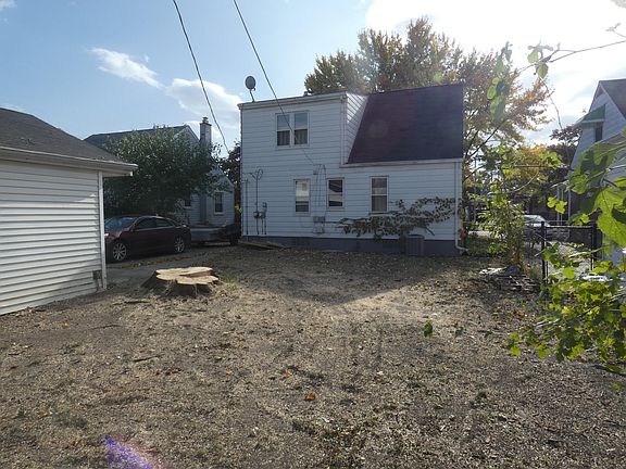 2nd image of 20687 Elkhart St
