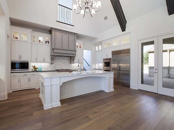 2nd image of 2140 Elm Terrace Ln