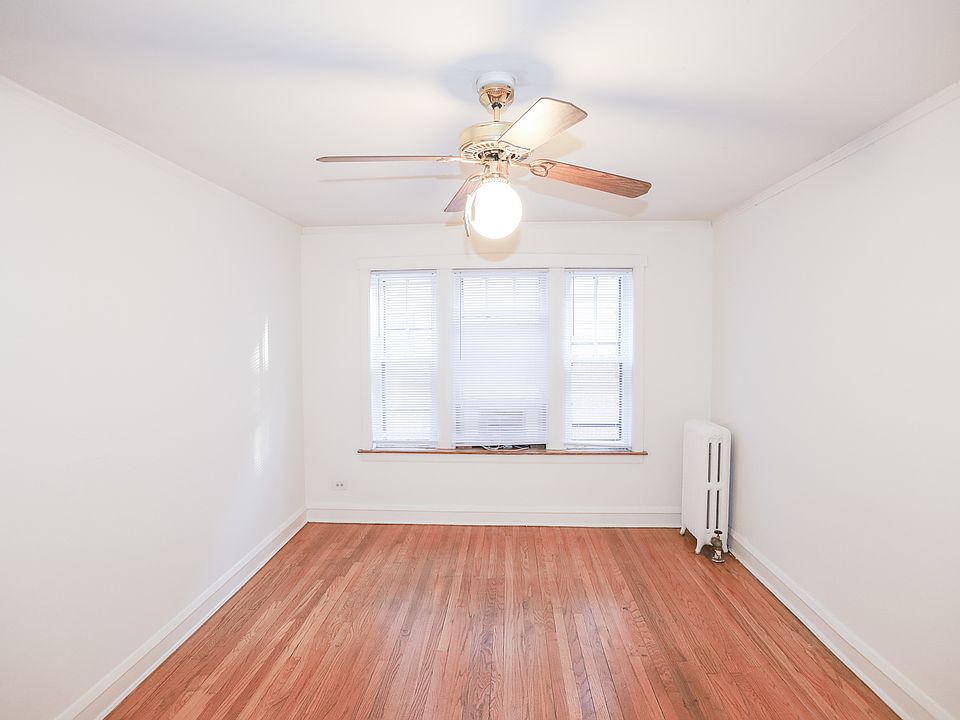 1st image of 4245 N Hermitage Ave #3A