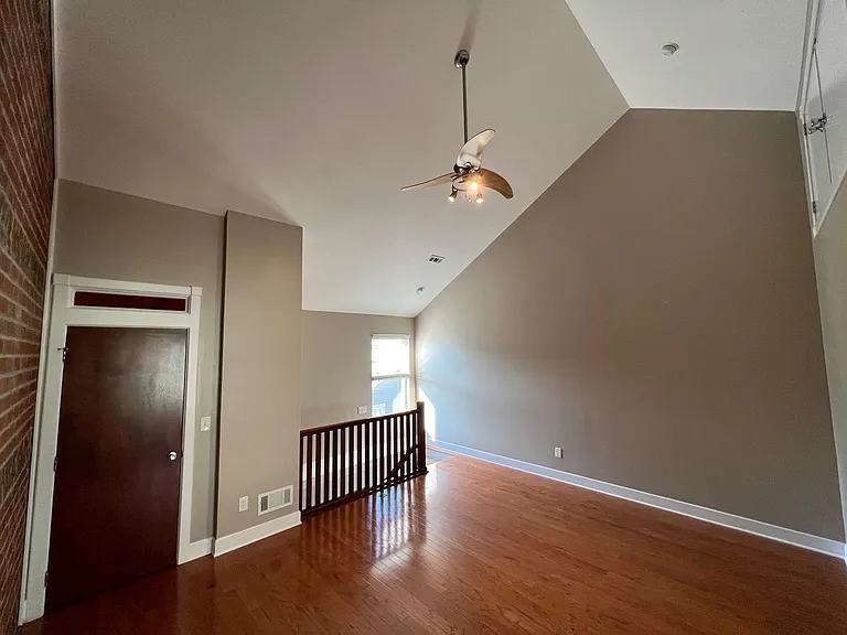 1088 Perry St #C — Photo 9