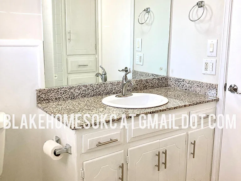2715 Tottingham Rd — Photo 9