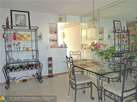2nd image of 3212 NE 8th Ct APT 5