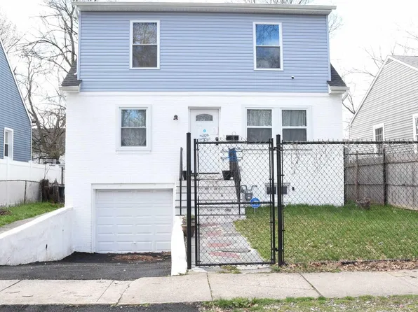 15 Chelsea Ave, East Orange City, NJ 07018