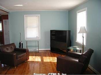 5th image of 73 Washington Ave