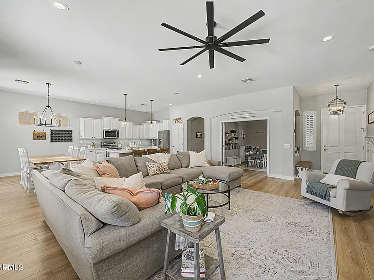 3090 E Harvard Ave — Photo 10