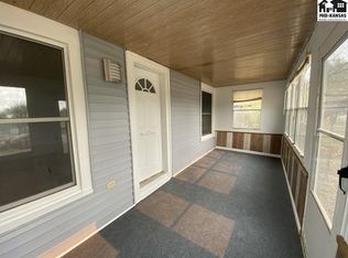 530 E Avenue C, Hutchinson, KS 67501