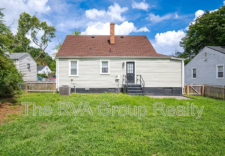 712 Hill Top Dr — Photo 38