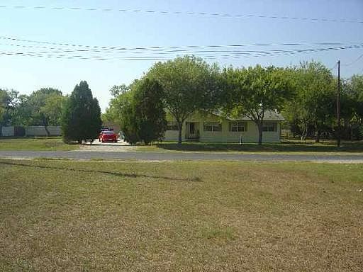 3rd image of 9450 HEDGE GROVE LANE