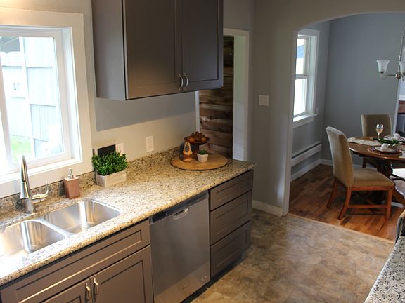 3rd image of 120 153rd St E