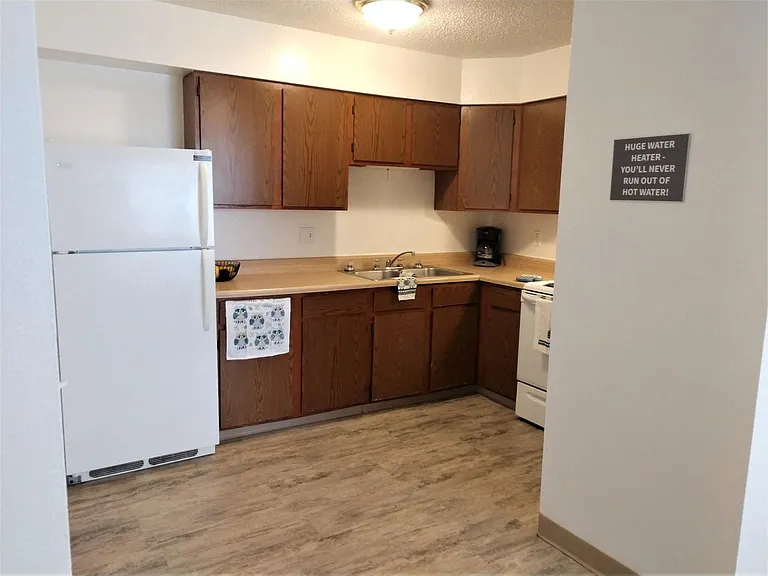 1216 S G Ave — Photo 34