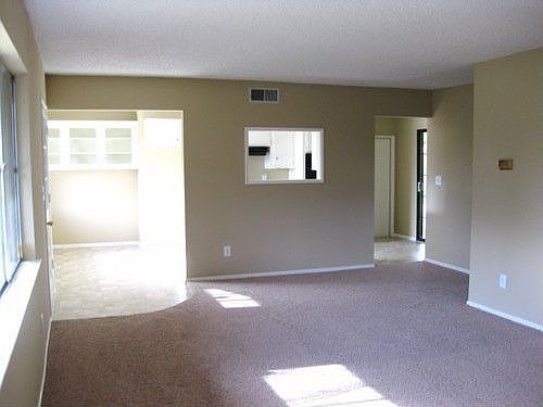 3rd image of 13021 Arminta St