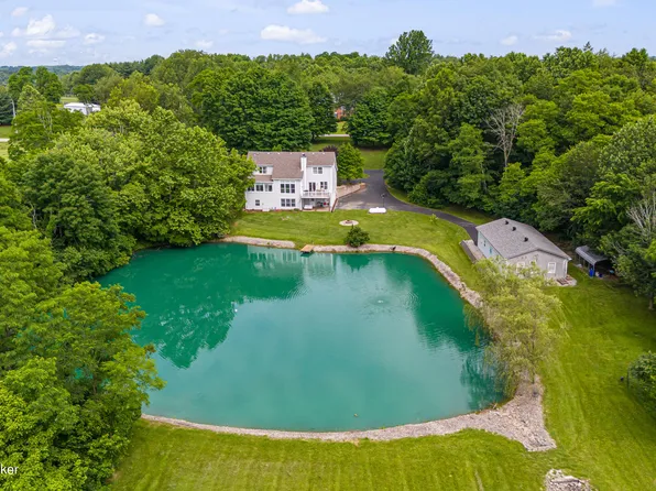 2100 Mayfield Dr, Crestwood, KY 40014