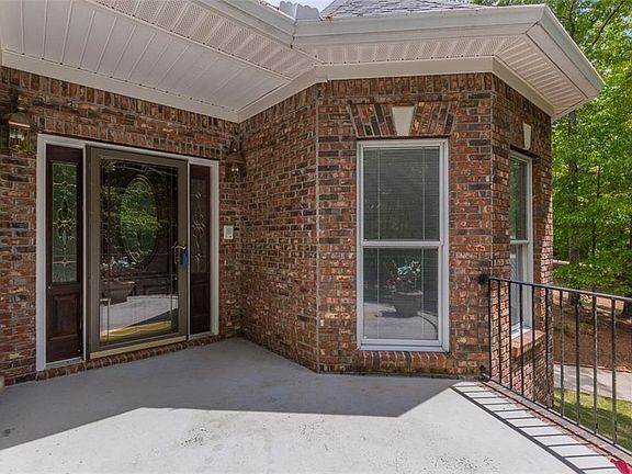 3rd image of 7176 Avalon Dr