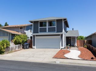 536 Capps Ln, Ukiah, CA 95482