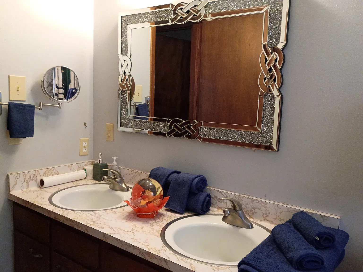 3002 Churchill Dr — Photo 2