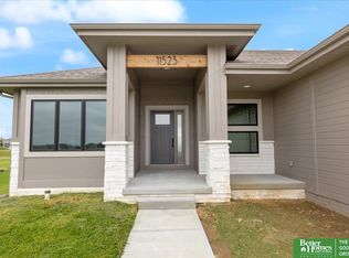 11523 S 115th St, Papillion, NE 68046