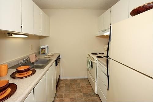 4th image of 23020 25th Ave S APT B207
