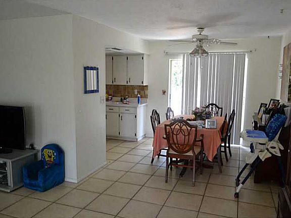 3rd image of 2619 Browning St
