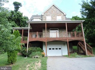 34 Niagara Way, Harpers Ferry, WV 25425