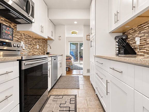 4th image of 6712 Baker Rd #53