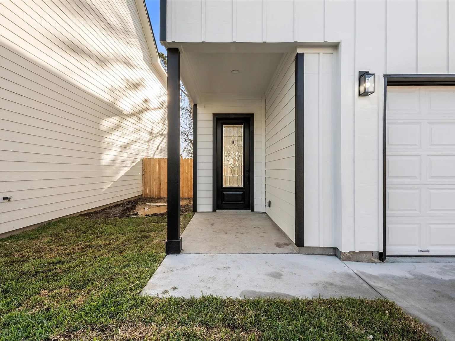 3 bed, 2.5 bath, 2040 sqft, $2,350 — Photo 4