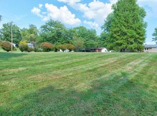 2417 Luigs Rd, Wadesville, IN 47638