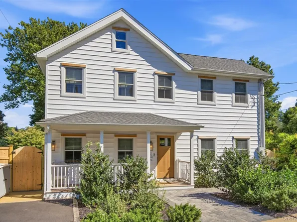 61 Anstice Street, Oyster Bay, NY 11771
