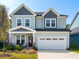 166 Retreat Dr, Fuquay Varina, NC 27526