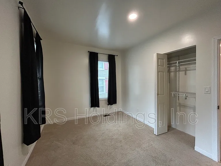 1112 Hoover Ave — Photo 5
