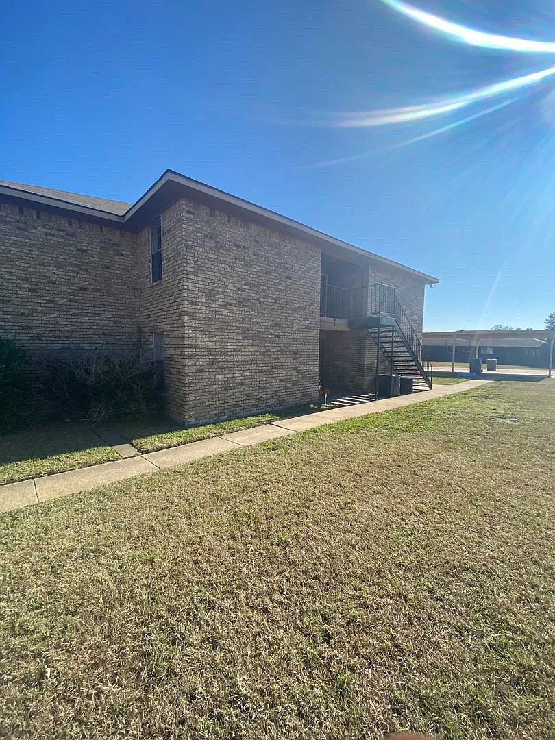 5510 Brookview Ct — Photo 1