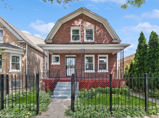 1221 N Springfield Ave, Chicago, IL 60651