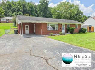 422 Barker Ln, Bristol, VA 24201
