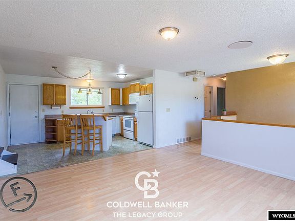 3rd image of 3046 Herrington Dr