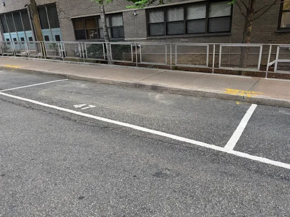 180 West End Avenue image 10 of 12