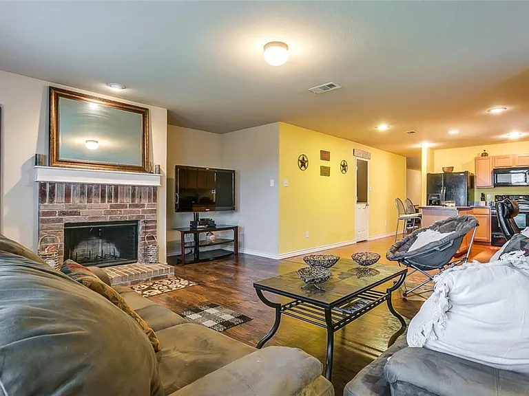8832 Elk Creek Ln — Photo 24