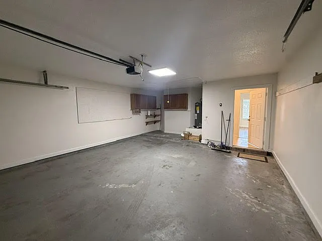 10713 Plummer Cir — Photo 6