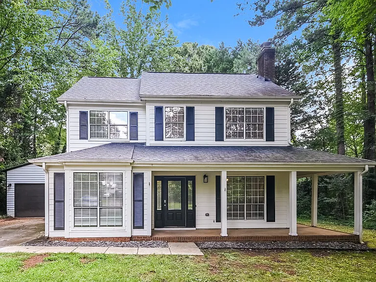 100 Bath Cir — Photo 1