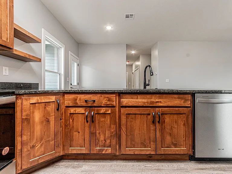 1705 Kenneth Dr — Photo 19