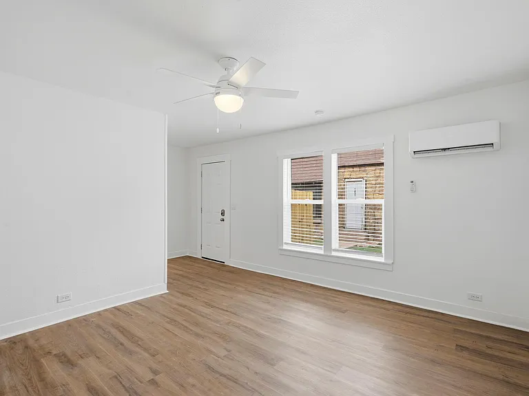1857 S 14th St — Photo 3