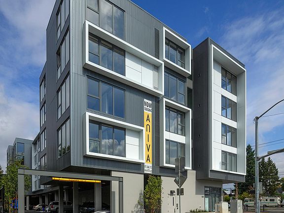 5th image of 5055 N Interstate Ave APT 415