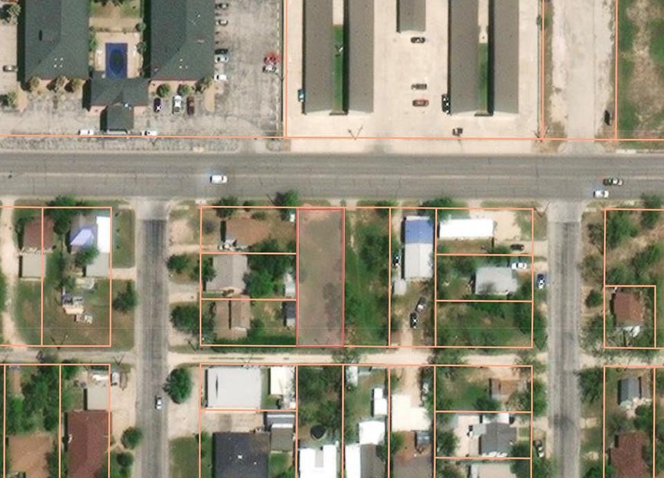 1st image of 315 W Avenue L #14