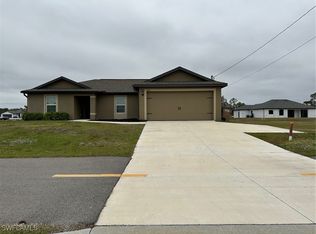 2707 Van Buren Pkwy, Cape Coral, FL 33993