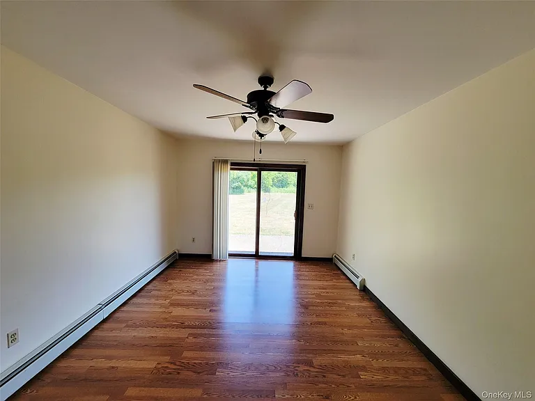 94 Plains Rd #LEFT SIDE — Photo 9