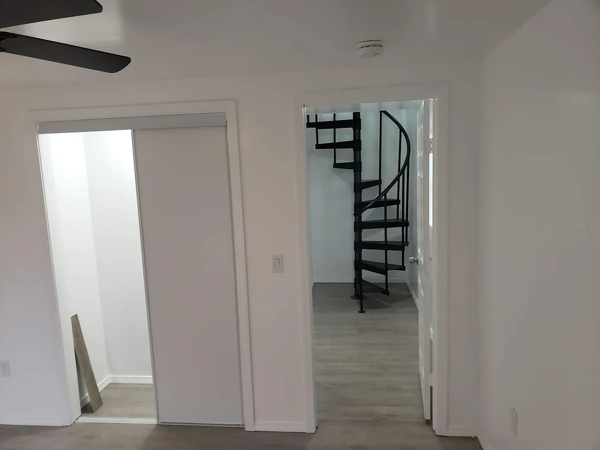 hallway - 1215 E Whittaker St #B